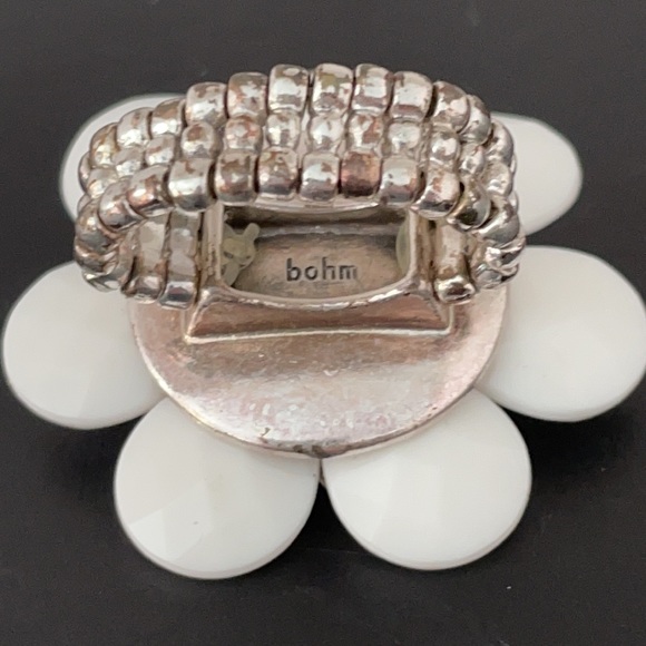 BOHM RING WHITE FACETED PETAL RING MADE IN PARIS - Picture 4 of 8